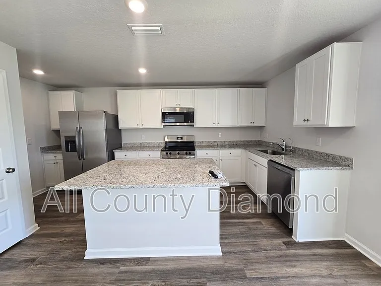3128 Breezy Bay Ct — Photo 7