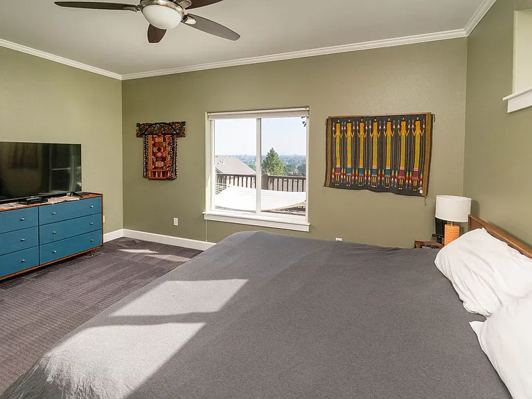 2158 SW 36th Ct — Photo 3