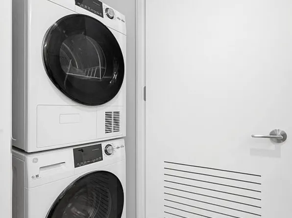 554 West 46th Street image 6 of 18