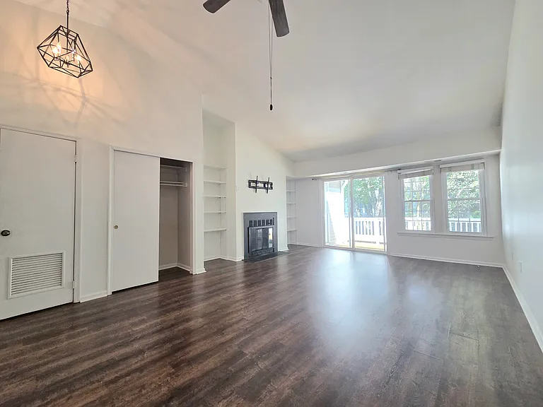 3431 Lakeside View Dr #154 — Photo 5