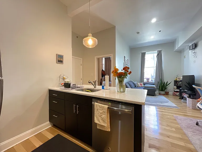 248 Market - Residential — Photo 6