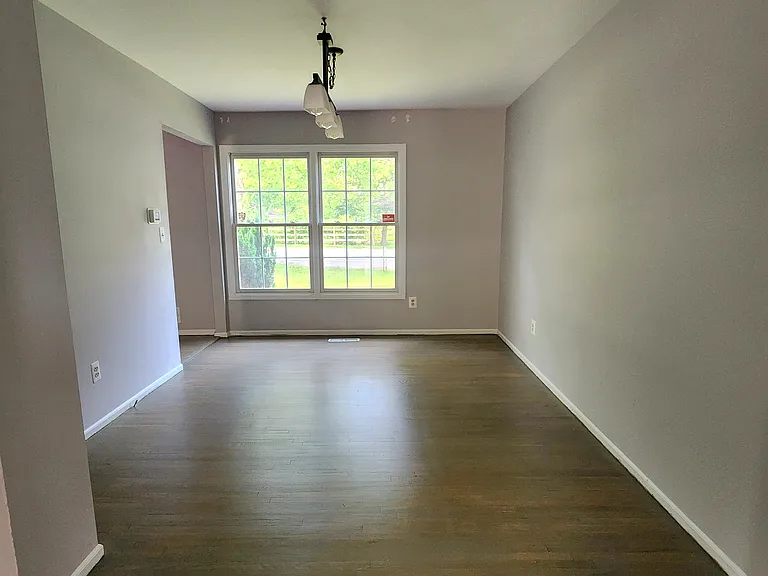 18 Mendham Ave — Photo 7