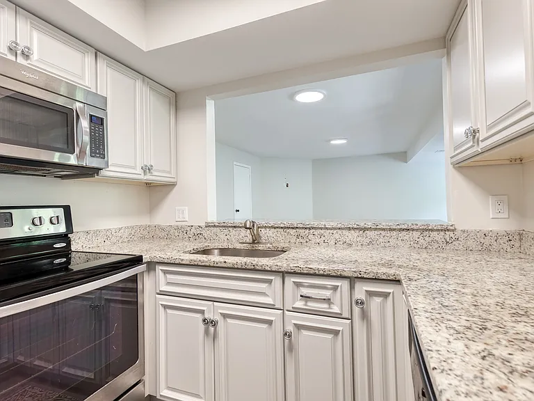 6905 Jones View Dr #3C — Photo 12