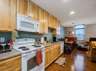 117 NE 2nd St #2, Stuart, IA 50250