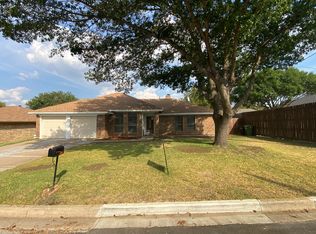 5340 Bob Dr, North Richland Hills, TX 76180