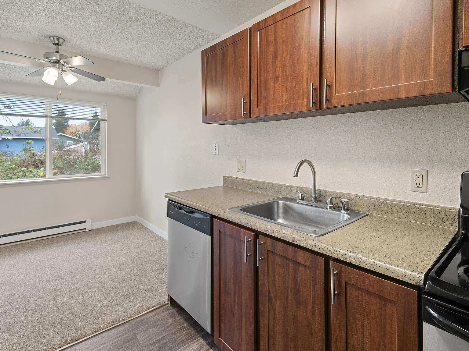 Brookstone Apartments — Photo 2