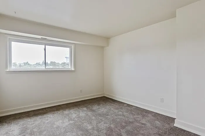620 6th Ave #205 — Photo 13