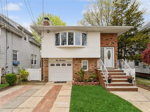 519 Ingraham Lane, New Hyde Park, NY 11040