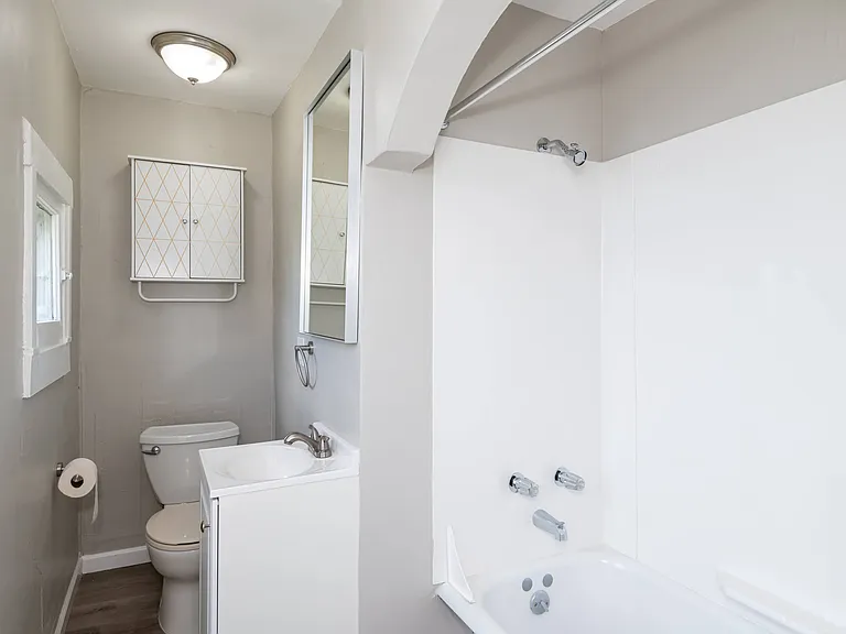115 E Foraker St #3 — Photo 5