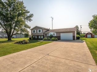 1734 N Raisinville Rd, Monroe, MI 48162