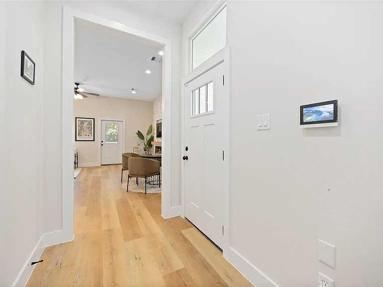 10608 Ashville Dr — Photo 17