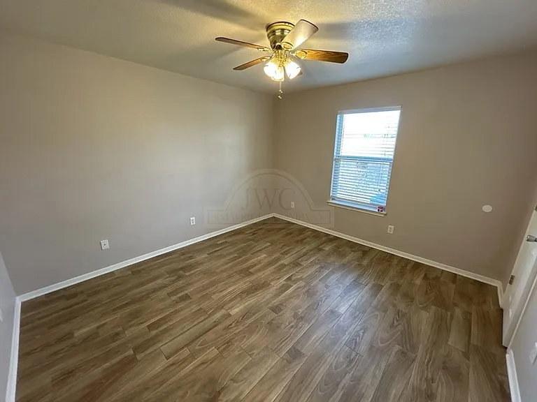 601 N Main St, Copperas Cove — Photo 10