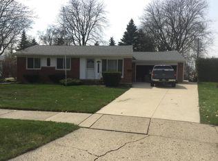 39465 Burns Dr, Sterling Heights, MI 48313