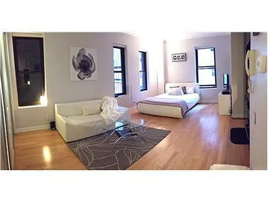 Rented by Douglas Elliman | media 14