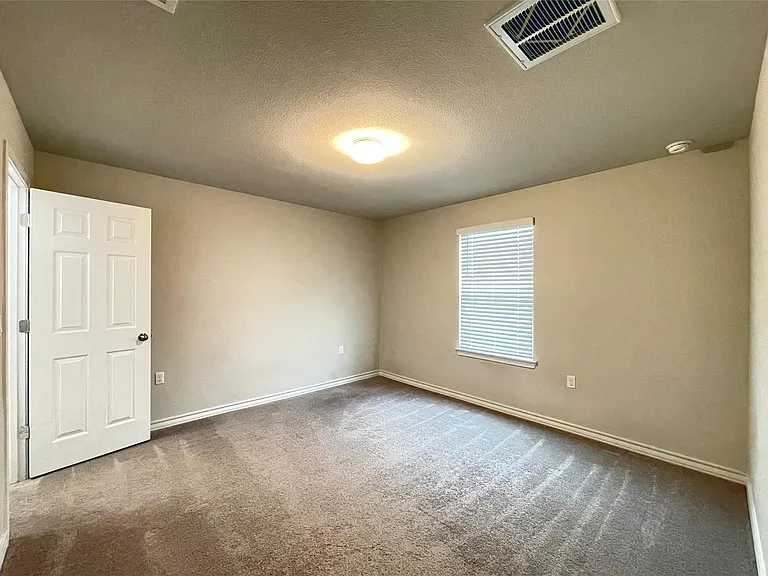 1602 Jacey Way — Photo 20