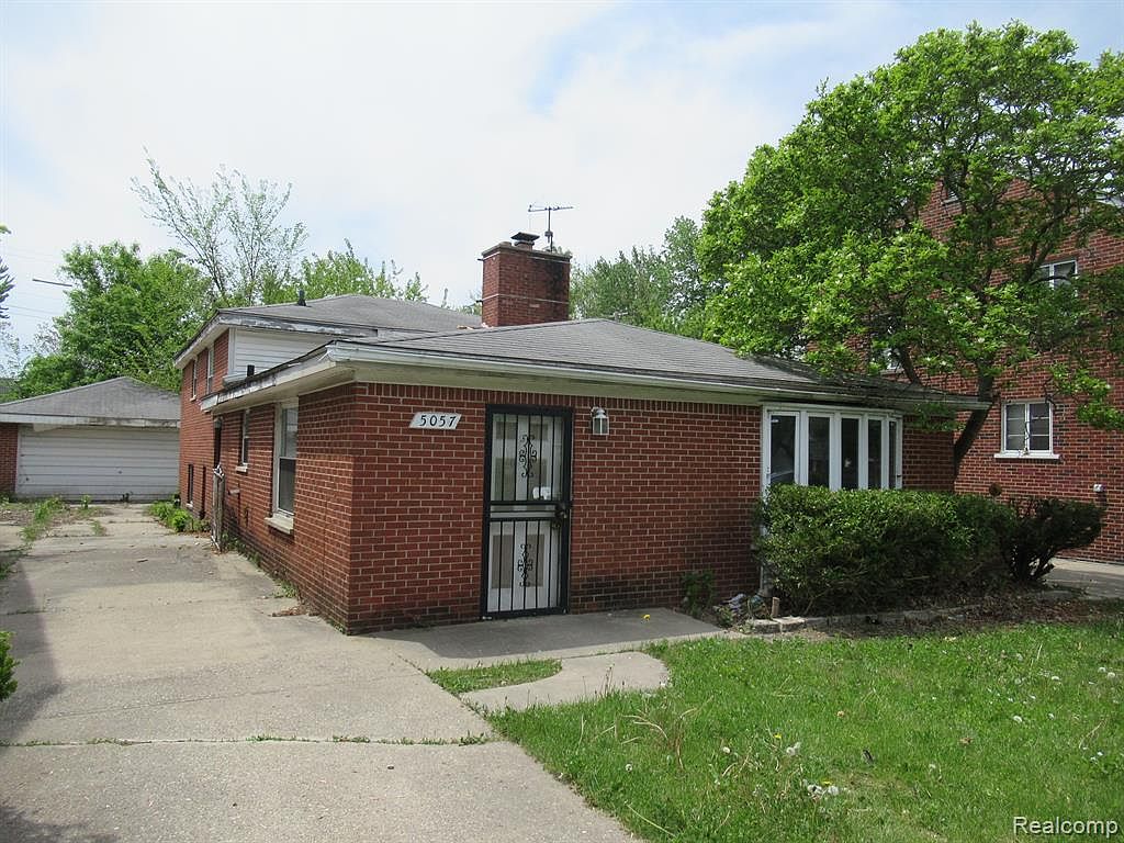 5057 Ashley Ave, Grosse Pointe, MI 48236 Zillow