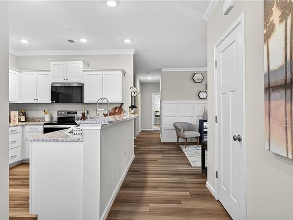 3rd image of Mm Amelia Villages At Bartlett Sta