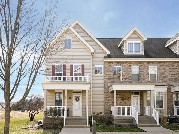 66 South Gardens Way, Fitchburg, WI 53711