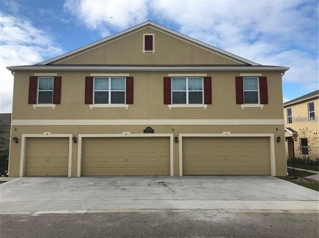 Building Photo - 3740 Seneca Club Loop #B