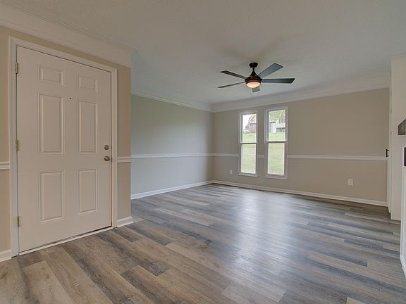 2nd image of 4231 Briarwood Dr APT 2