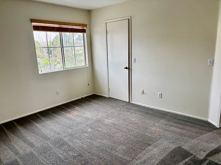 11839 Garrison Dr — Photo 18