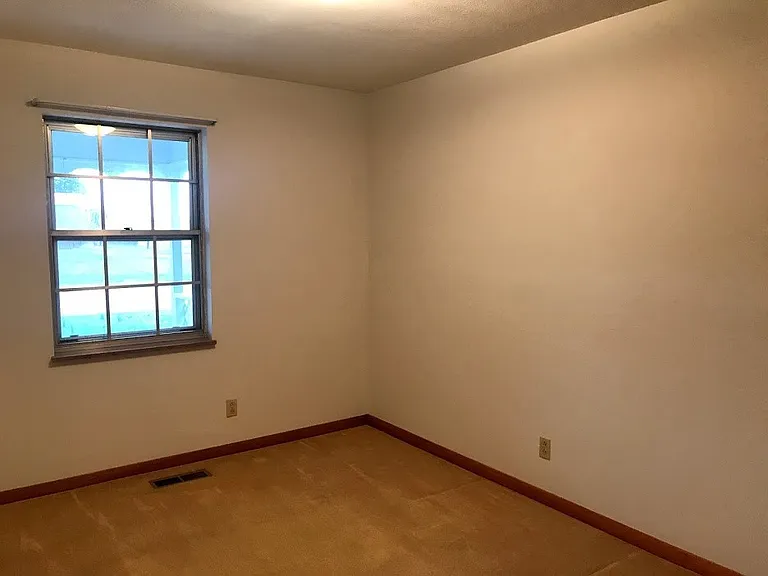 161 Louisiana Ave — Photo 11