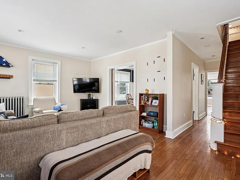 32 W Central Ave — Photo 6