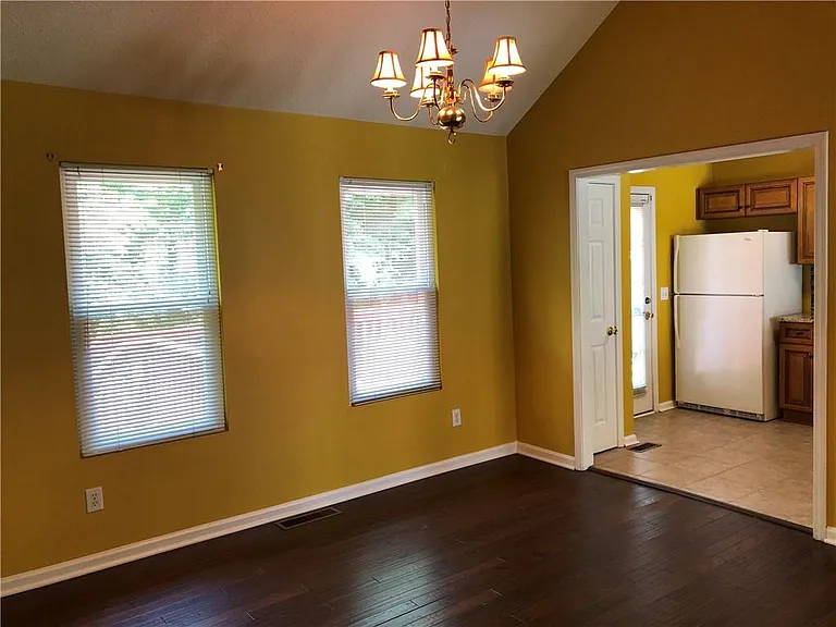 5955 Graywood Cir SE — Photo 17