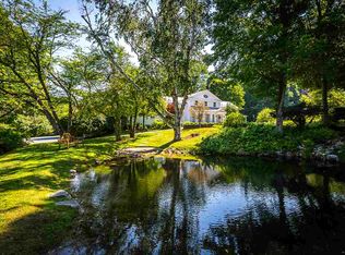 445 West Rd, Manchester, VT 05254