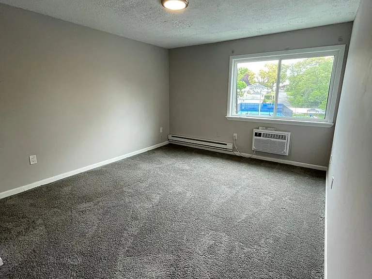 Villa Square LLC — Photo 70