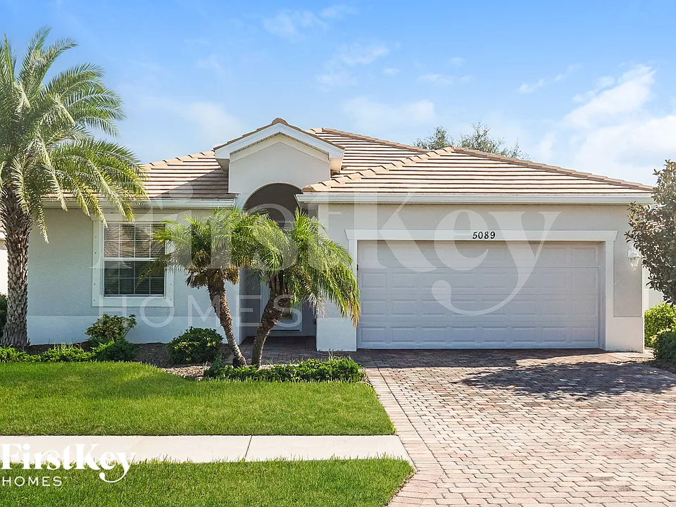 5089 Grand Cypress Blvd