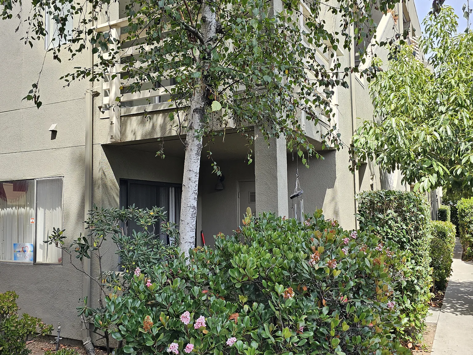 1 bed, 600 sqft, $2,700 — Photo 2