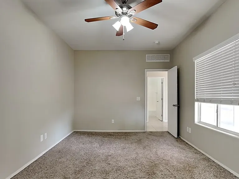13178 W Calavar Rd — Photo 5