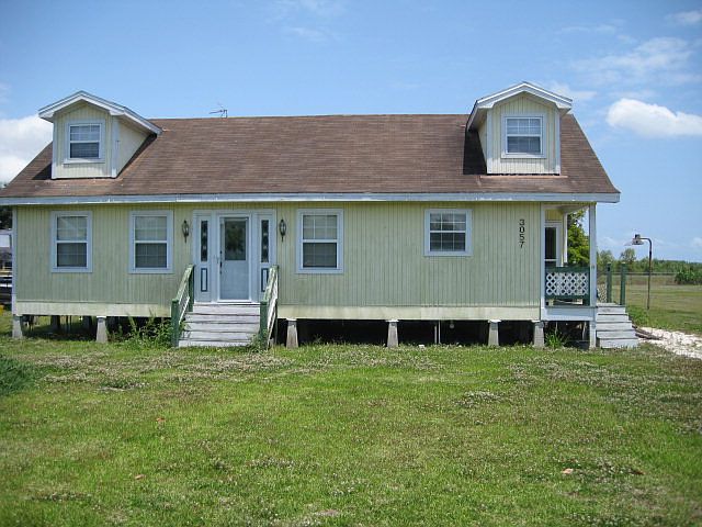 2nd image of 3057 Grand Caillou Rd
