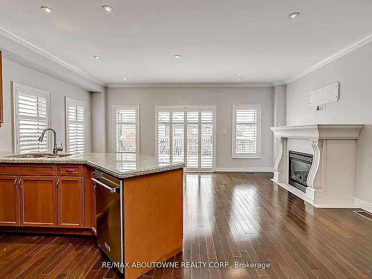 2415 Presquile Dr — Photo 10