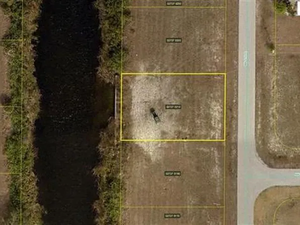 2102 NW 6th Pl, Cape Coral, FL 33993