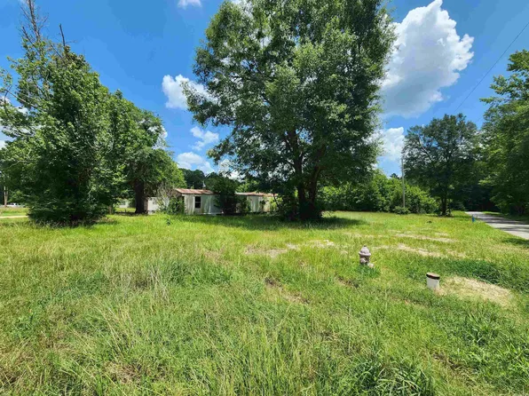 800 N Plum St, Junction City, AR 71749