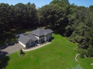 1 Cricklewood Rd, Redding, CT 06896