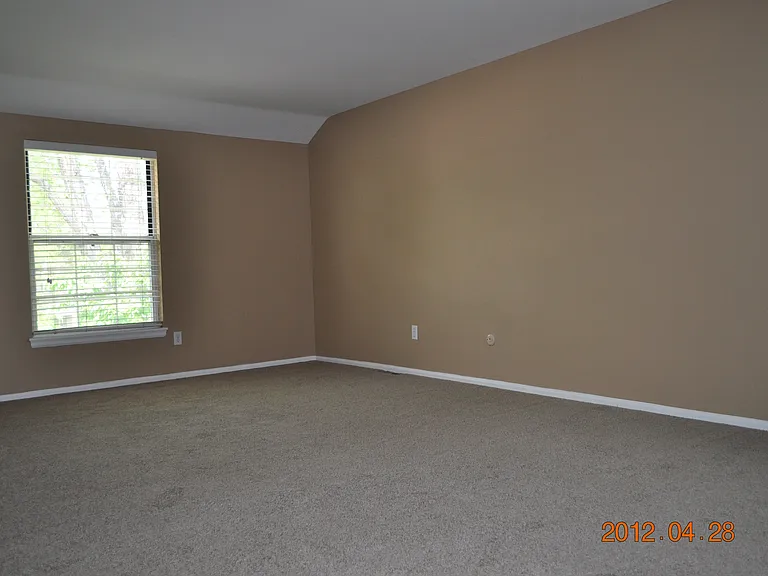 9182 W Hialeah Pl — Photo 9