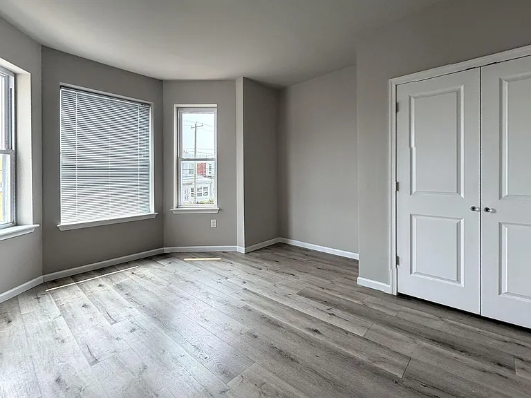 5635 Kingsessing Ave — Photo 4