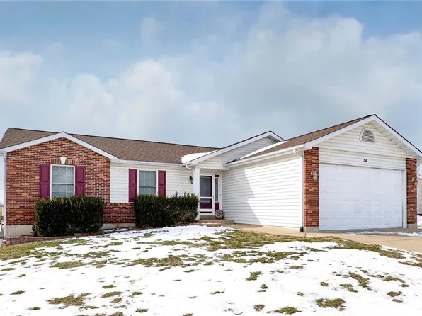 256 Whitetail Crossing Dr, Troy, MO 63379