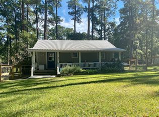 27 Red Bird Ln, Coldspring, TX 77331