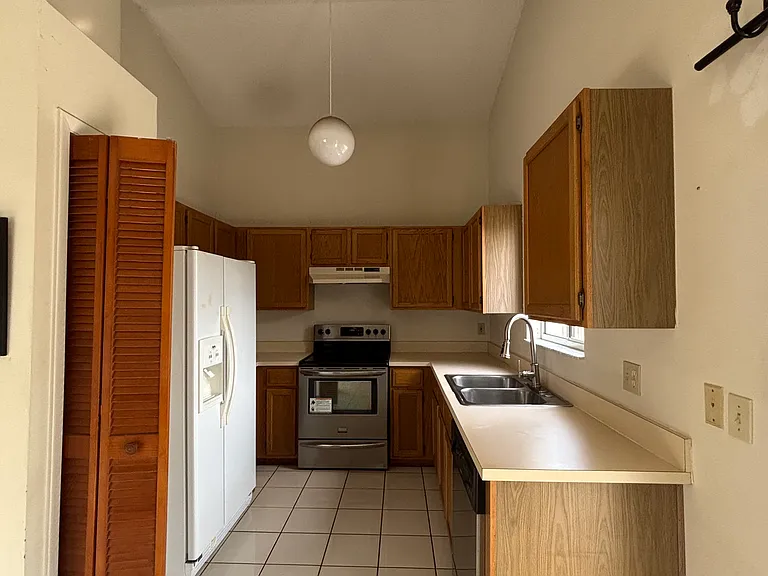 9824 Dean Acre Dr — Photo 7