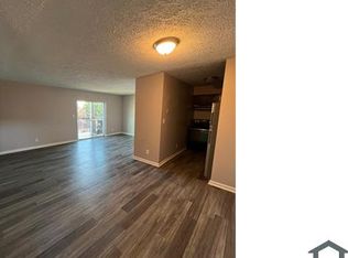 2203 Roslyn Ave #0, Baltimore, MD 21216