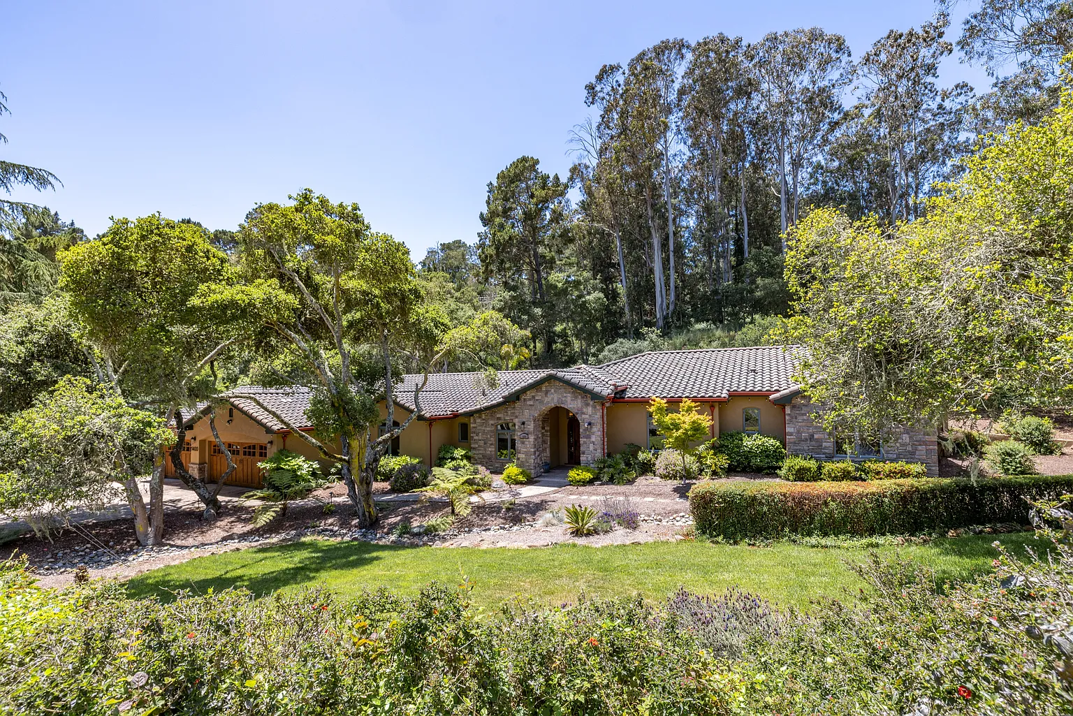 1400 Bonita Dr photo 1