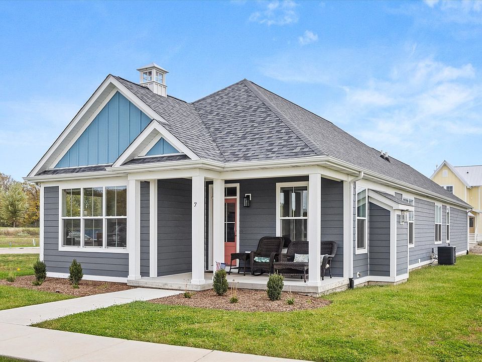 1st image of 7 Juniper Ln
