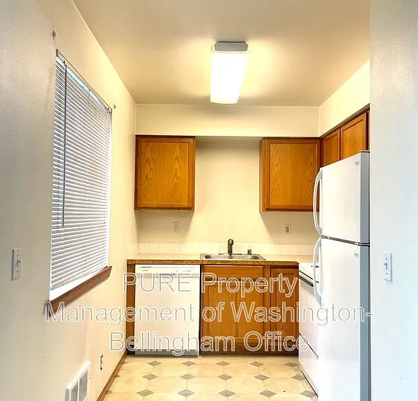 3150 W Maplewood Ave #102 — Photo 5