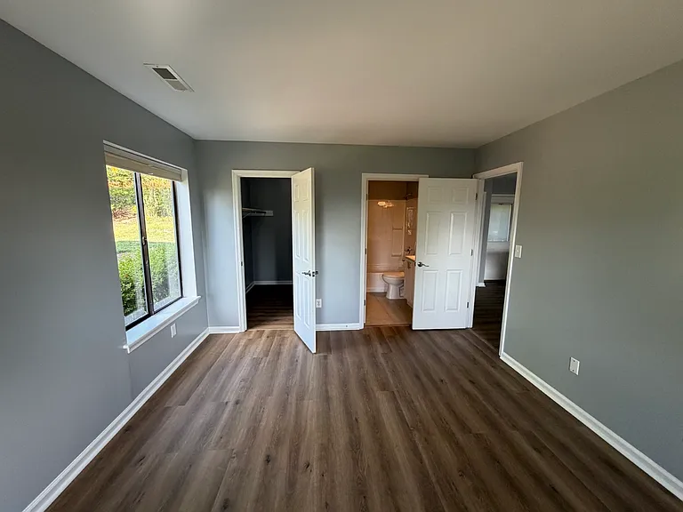49 Creekside Cir — Photo 15