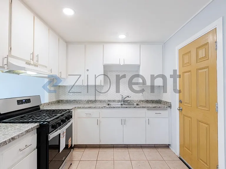 709 Adeline Pl — Photo 10