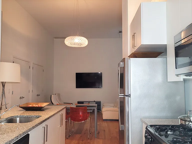 220 W 148th St #3B — Photo 8